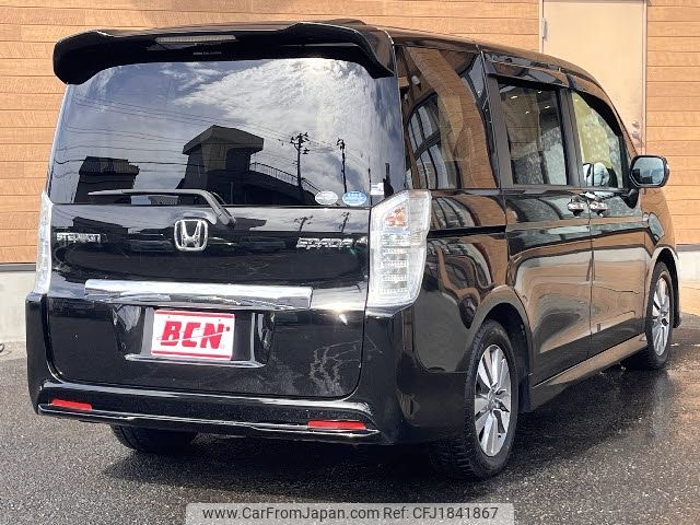 honda stepwagon 2015 CFJ1841867 image 2