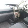 toyota noah 2011 ENHANCEAUTO_1_ea290123 image 19