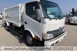 hino dutro 2012 CFJ0952932
