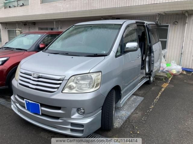 toyota noah 2003 -TOYOTA--Noah TA-AZR65G--AZR65-0057745---TOYOTA--Noah TA-AZR65G--AZR65-0057745- image 1