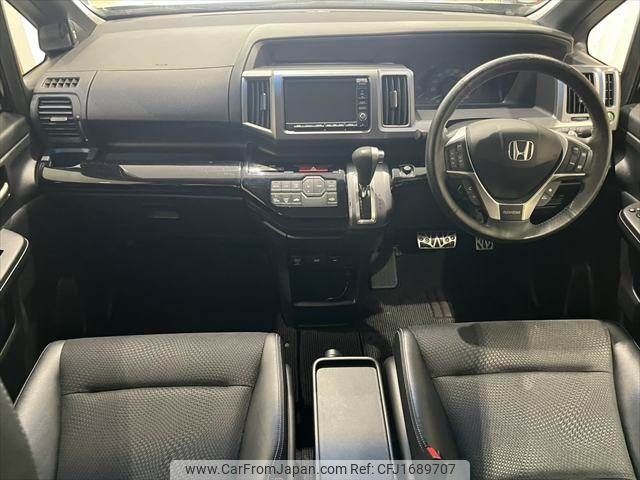 honda stepwagon 2012 CFJ1689707 image 2