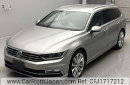 volkswagen passat 2016 CFJ1717212