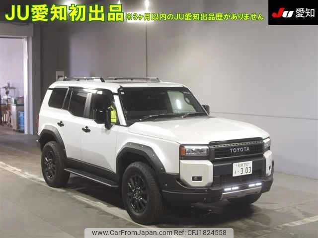 toyota land-cruiser-wagon 2025 CFJ1824558 image 1