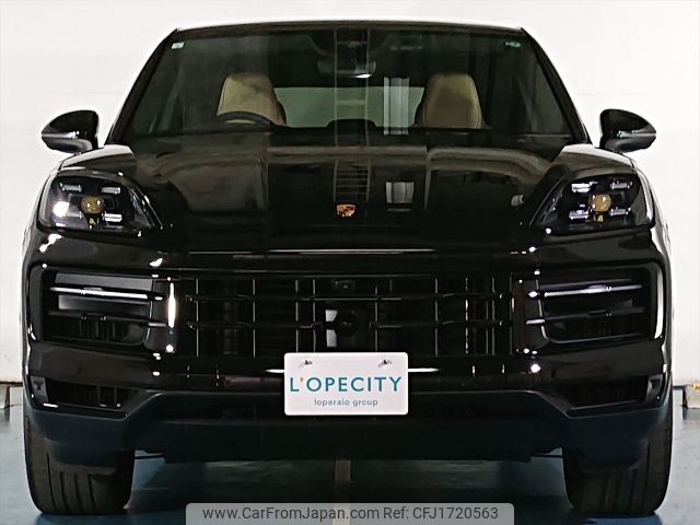 porsche cayenne 2023 CFJ1720563 image 2