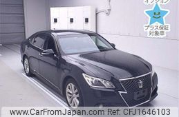 toyota crown 2014 CFJ1646103