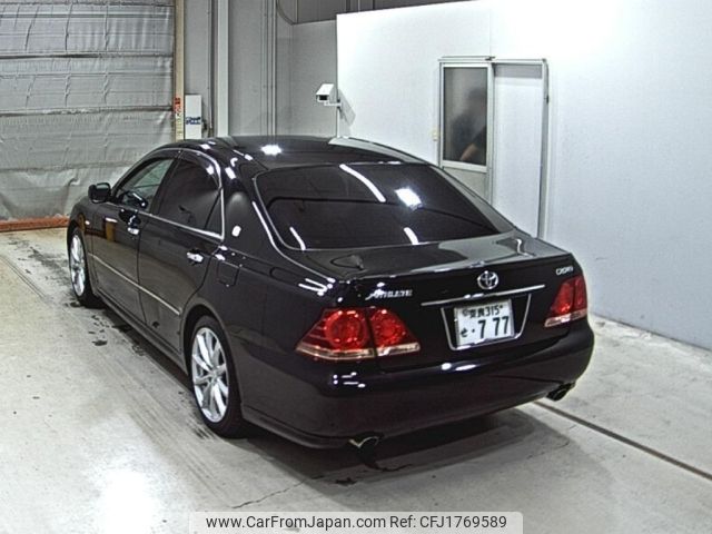 toyota crown 2005 CFJ1769589 image 2