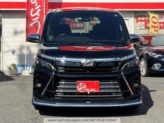 toyota voxy 2018 -TOYOTA--Voxy DBA-ZRR80W--ZRR80-0395312---TOYOTA--Voxy DBA-ZRR80W--ZRR80-0395312- image 2