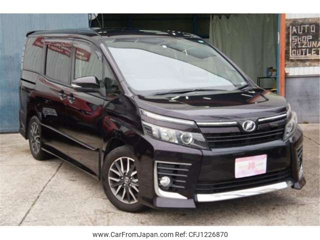 toyota voxy 2014 -TOYOTA--Voxy ZRR80W--ZRR80-0021943---TOYOTA--Voxy ZRR80W--ZRR80-0021943- image 1