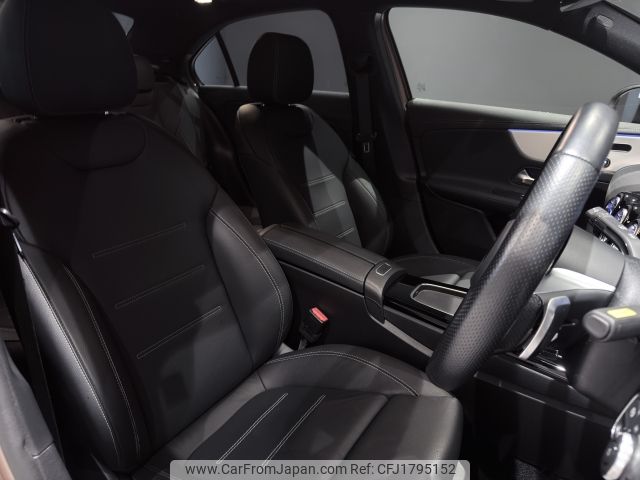 mercedes-benz a-class 2023 CFJ1795152 image 2