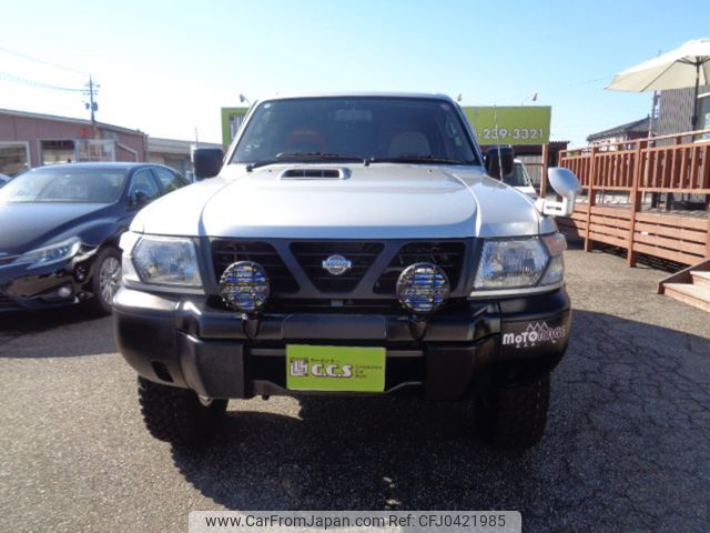 nissan safari 1999 7f485c8095f1fd657a62a689201a2e2d image 2