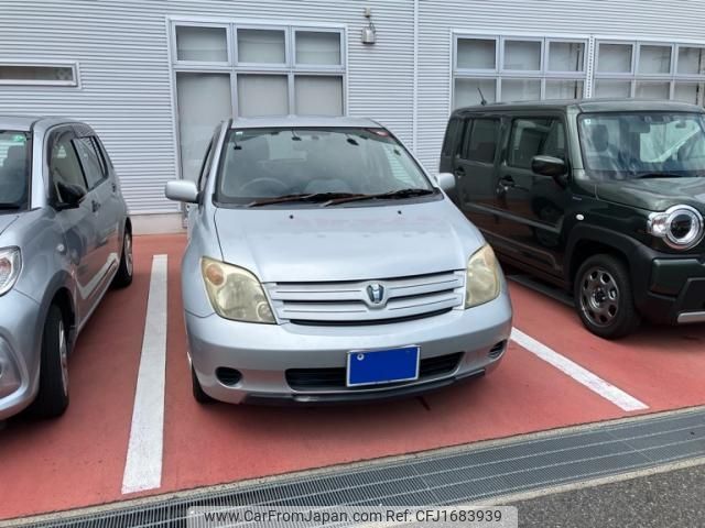 toyota ist 2004 CFJ1683939 image 1