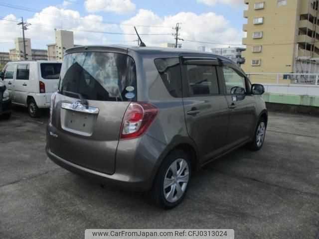 toyota ractis 2010 TE1380 image 1