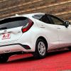 toyota aqua 2022 -TOYOTA--AQUA 6AA-MXPK11--MXPK11-2050862---TOYOTA--AQUA 6AA-MXPK11--MXPK11-2050862- image 2