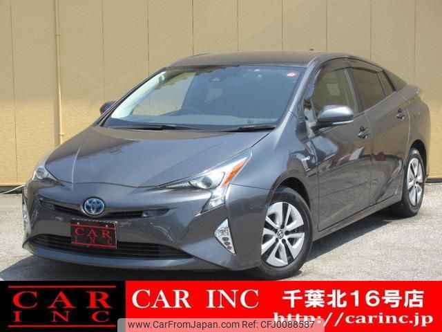 toyota prius 2018 quick_quick_DAA-ZVW51_ZVW51-6072084 image 1