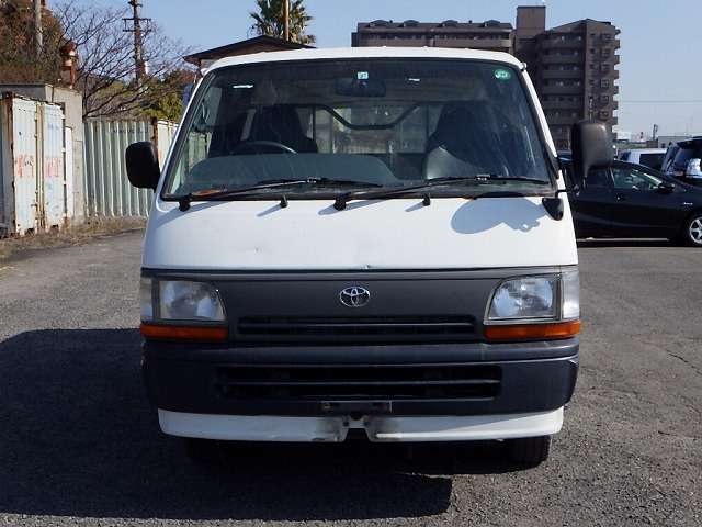toyota hiace-van 1996 18010304 image 2