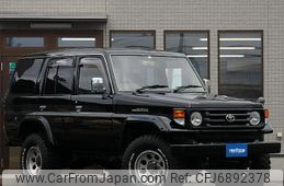LAND CRUISER70 非売品セット TOYOTA LAND CRUISER 70 ZX | 1999 | BEIGE | 138376 km