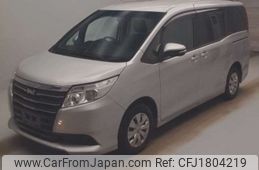 toyota noah 2014 CFJ1804219
