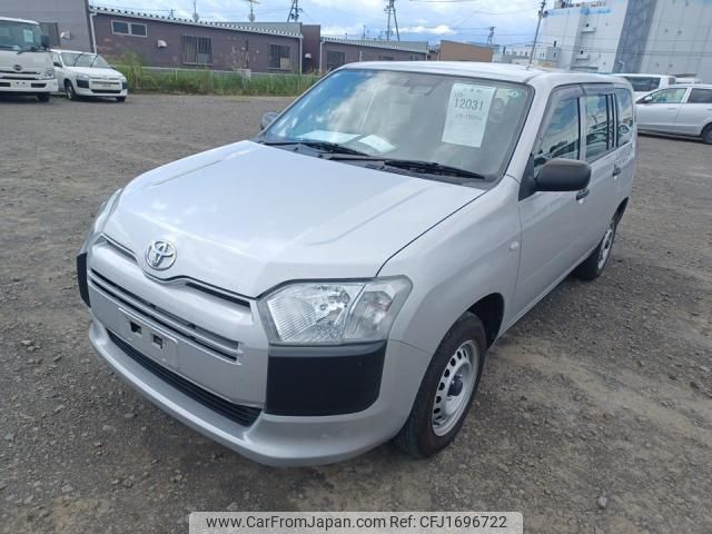 toyota probox 2018 CFJ1696722 image 1