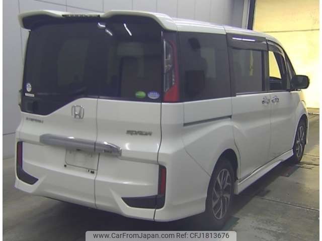 honda stepwagon 2017 CFJ1813676 image 2
