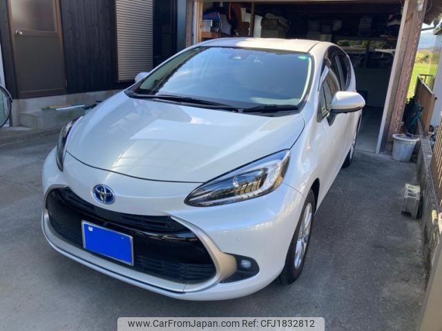 toyota aqua 2021 CFJ1832812 image 1