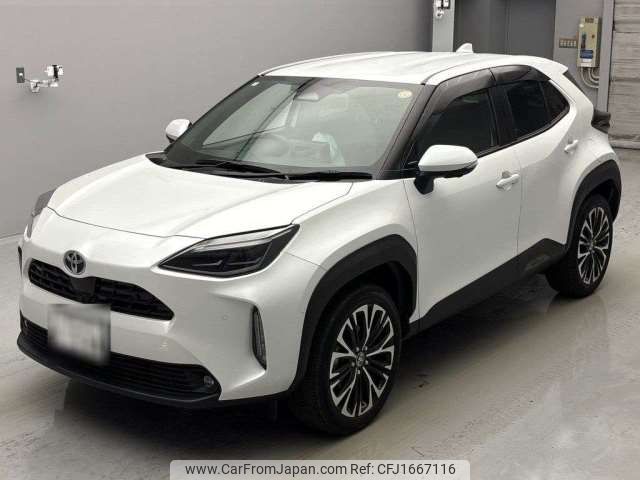 toyota yaris-cross 2024 CFJ1667116 image 1