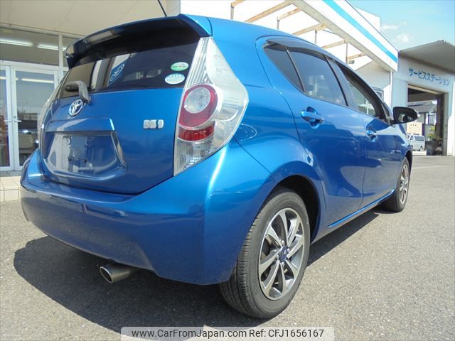 toyota aqua 2014 CFJ1656167 image 2