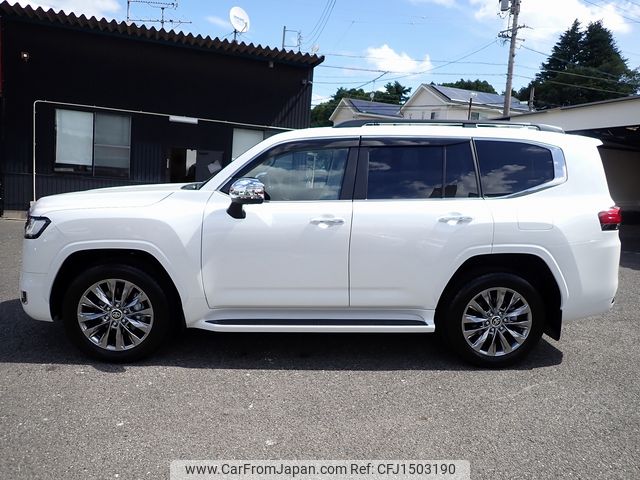 toyota land-cruiser 2021 25411002 image 2