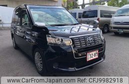 toyota toyota-others 2023 -TOYOTA--JPN TAXI 6AA-NTP10--NTP10-2008225---TOYOTA--JPN TAXI 6AA-NTP10--NTP10-2008225-