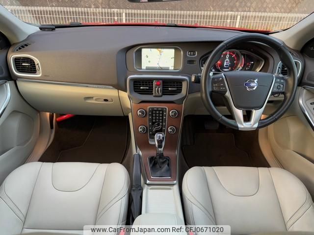 volvo v40 2016 quick_quick_LDA-MD4204T_YV1MZA8RDG2104570 image 2