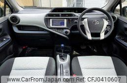 toyota aqua 2013 504928-925614