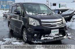 toyota noah 2012 -TOYOTA--Noah DBA-ZRR75W--ZRR75-0096103---TOYOTA--Noah DBA-ZRR75W--ZRR75-0096103-