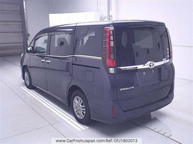 toyota esquire 2015 CFJ1802013 image 2