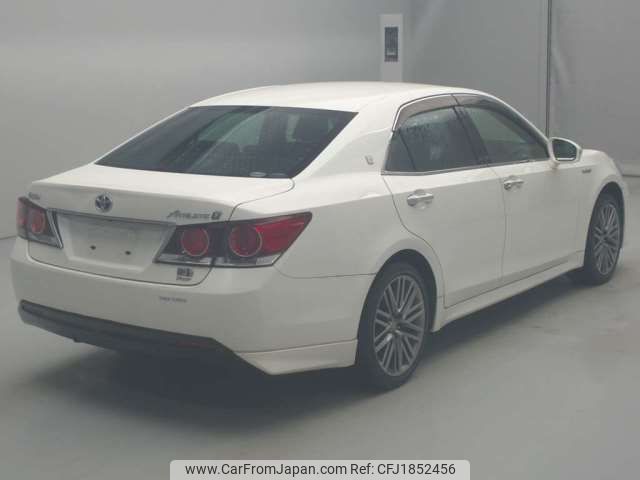 toyota crown 2016 CFJ1852456 image 2