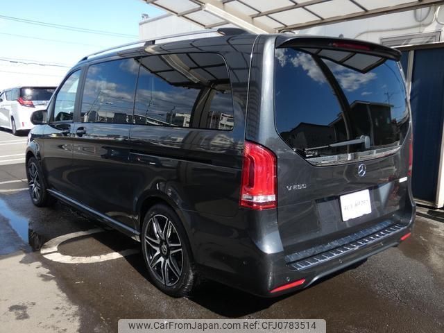 mercedes-benz v-class 2020 quick_quick_447813_WDF44781323679050 image 2