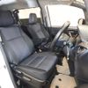 toyota noah 2016 -TOYOTA--Noah DBA-ZRR80W--ZRR80-0186945---TOYOTA--Noah DBA-ZRR80W--ZRR80-0186945- image 4