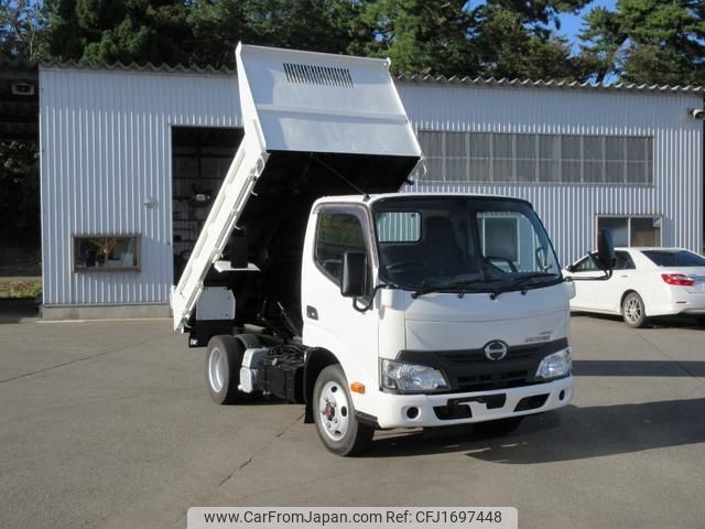 hino dutro 2017 CFJ1697448 image 1