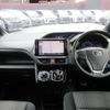 toyota voxy 2017 CFJ1863663 image 3