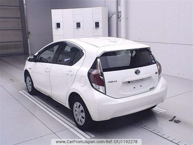 toyota aqua 2016 -TOYOTA--AQUA NHP10-6501046---TOYOTA--AQUA NHP10-6501046- image 2