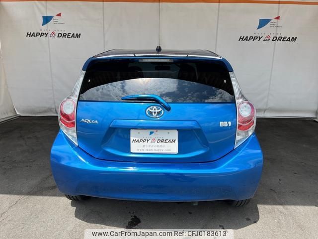 toyota aqua 2013 -TOYOTA--AQUA NHP10--6207361---TOYOTA--AQUA NHP10--6207361- image 2