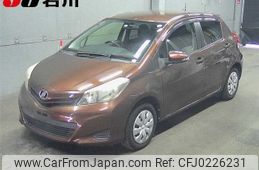 toyota vitz 2013 -TOYOTA--Vitz NSP130--2131879---TOYOTA--Vitz NSP130--2131879-