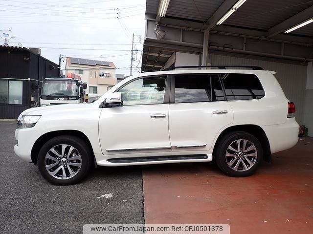 toyota land-cruiser 2020 24232105 image 2