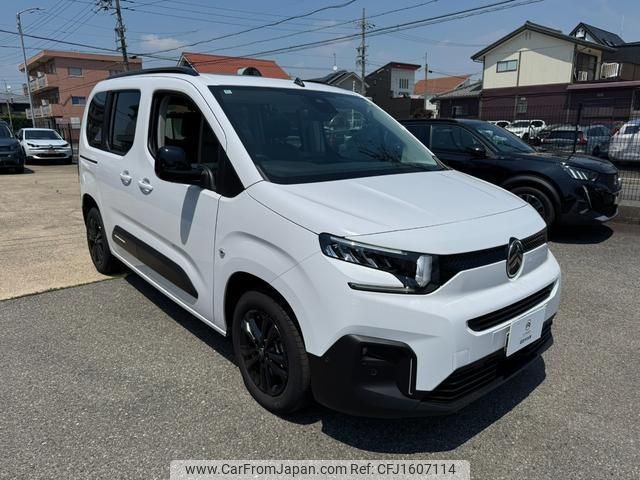 citroen berlingo 2024 CFJ1607114 image 2