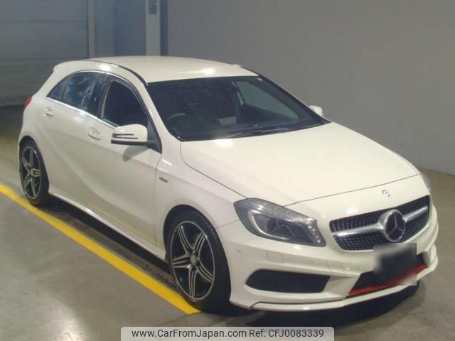 mercedes-benz a-class 2013 quick_quick_DBA-176044_WDD1760442J116942 image 1