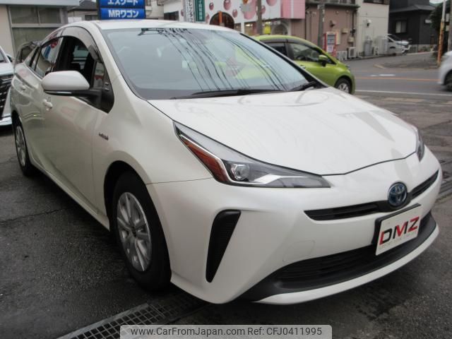 toyota prius 2019 quick_quick_DAA-ZVW51_6122226 image 2