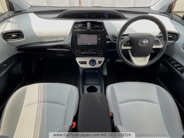 toyota prius 2016 CFJ1538326 image 2
