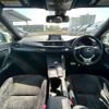 lexus ct 2014 quick_quick_DAA-ZWA10_ZWA10-2202341 image 3