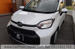 toyota sienta 2024 CFJ1832765