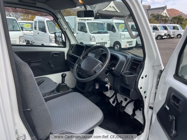 mitsubishi minicab-truck 2015 -MITSUBISHI--Minicab Truck EBD-DS16T--DS16T-240609---MITSUBISHI--Minicab Truck EBD-DS16T--DS16T-240609- image 2