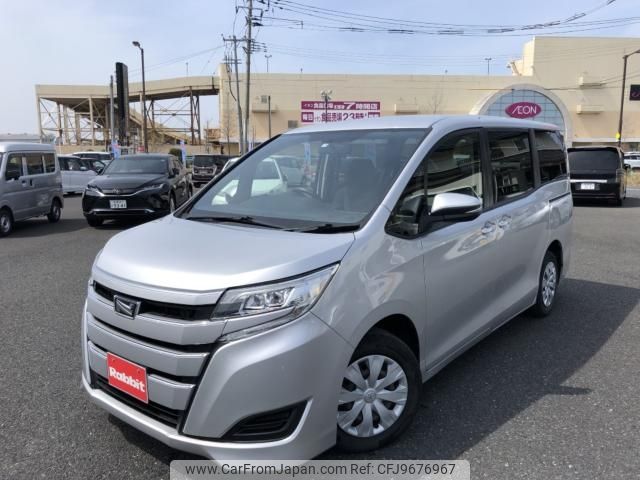 toyota noah 2017 -TOYOTA--Noah DBA-ZRR80G--ZRR80-0368709---TOYOTA--Noah DBA-ZRR80G--ZRR80-0368709- image 1