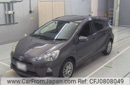 toyota aqua 2013 -TOYOTA 【名古屋 508ｾ 569】--AQUA DAA-NHP10--NHP10-6233057---TOYOTA 【名古屋 508ｾ 569】--AQUA DAA-NHP10--NHP10-6233057-